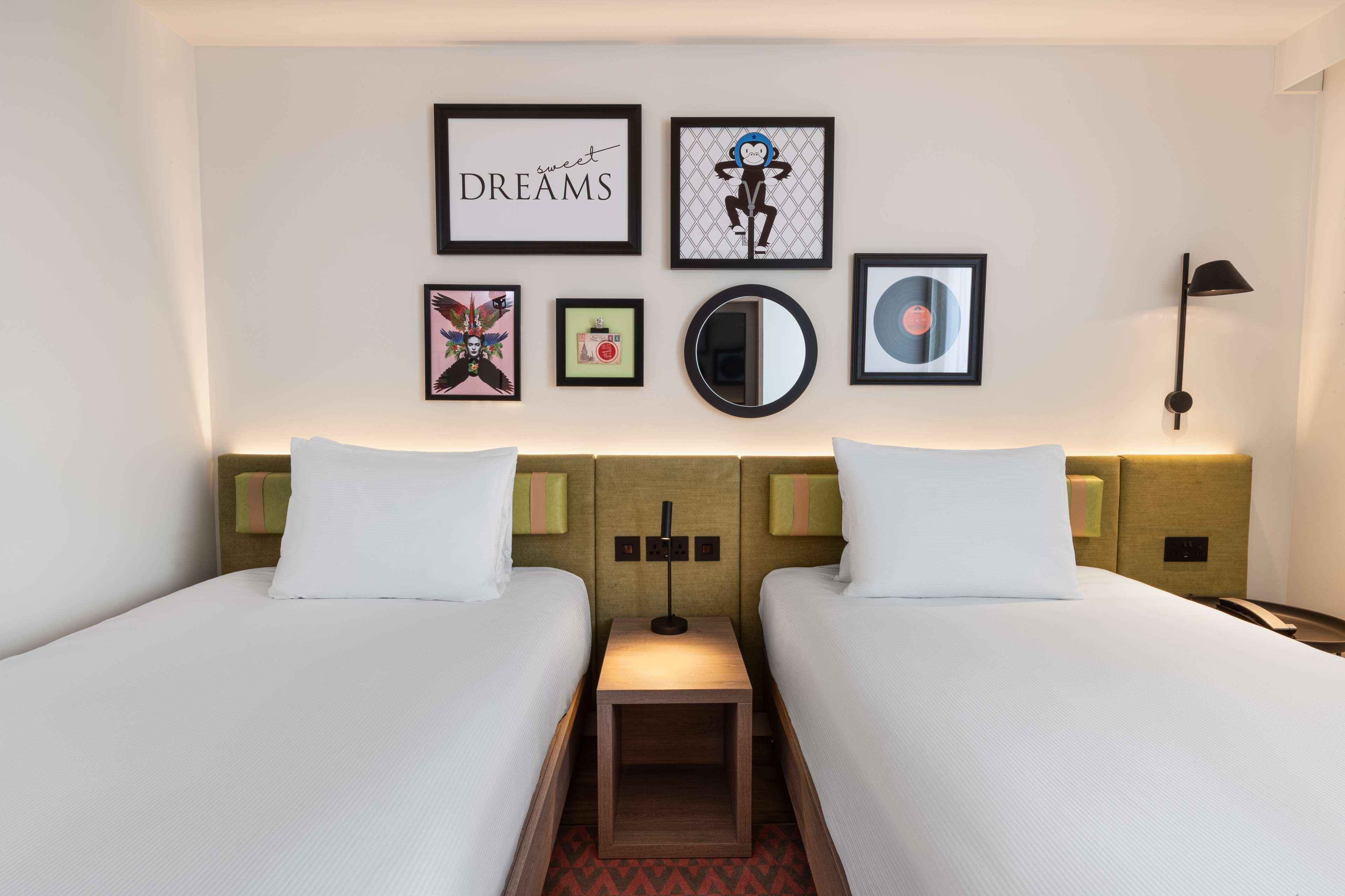 Hampton By Hilton London Ealing Ξενοδοχείο Εξωτερικό φωτογραφία