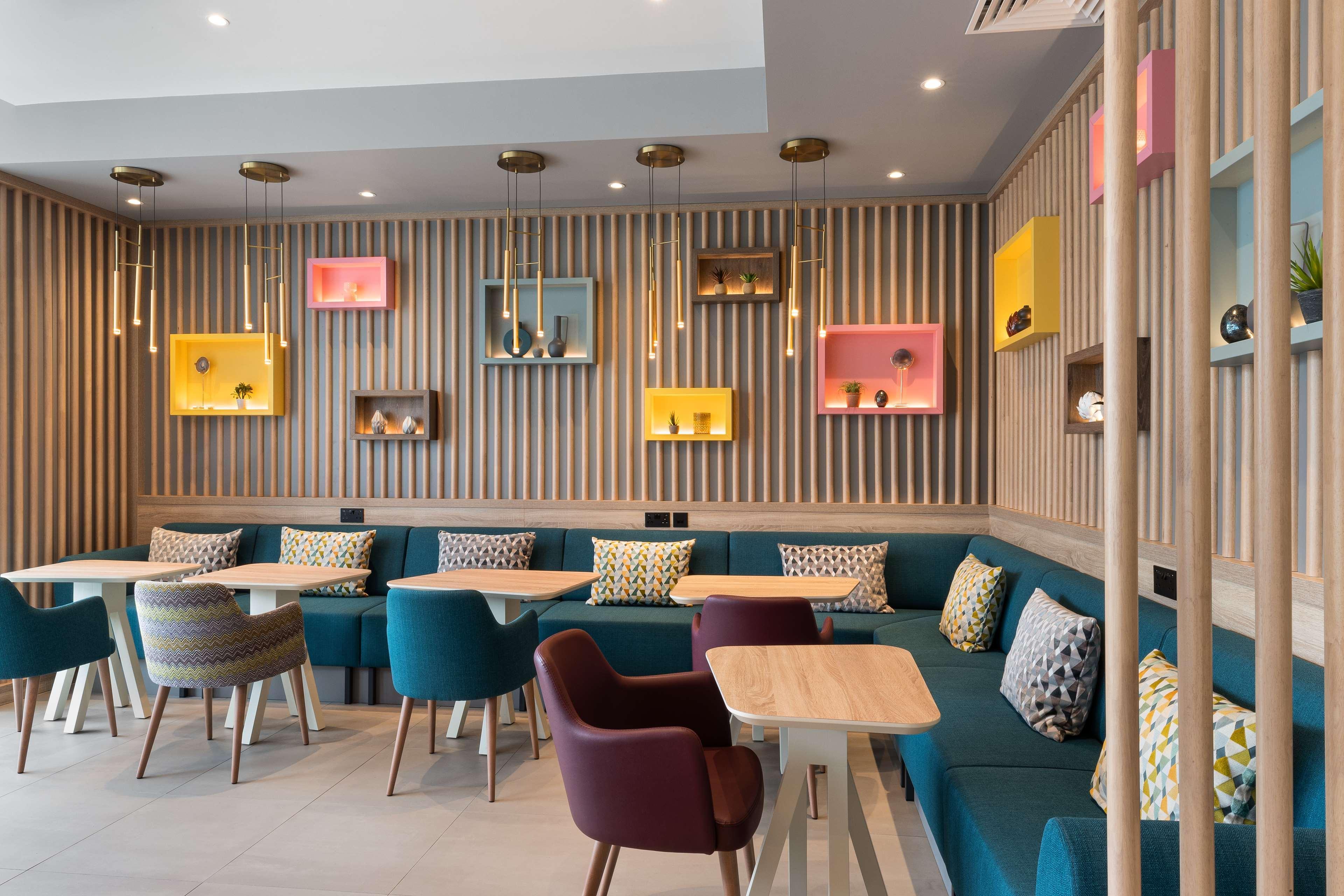 Hampton By Hilton London Ealing Ξενοδοχείο Εξωτερικό φωτογραφία