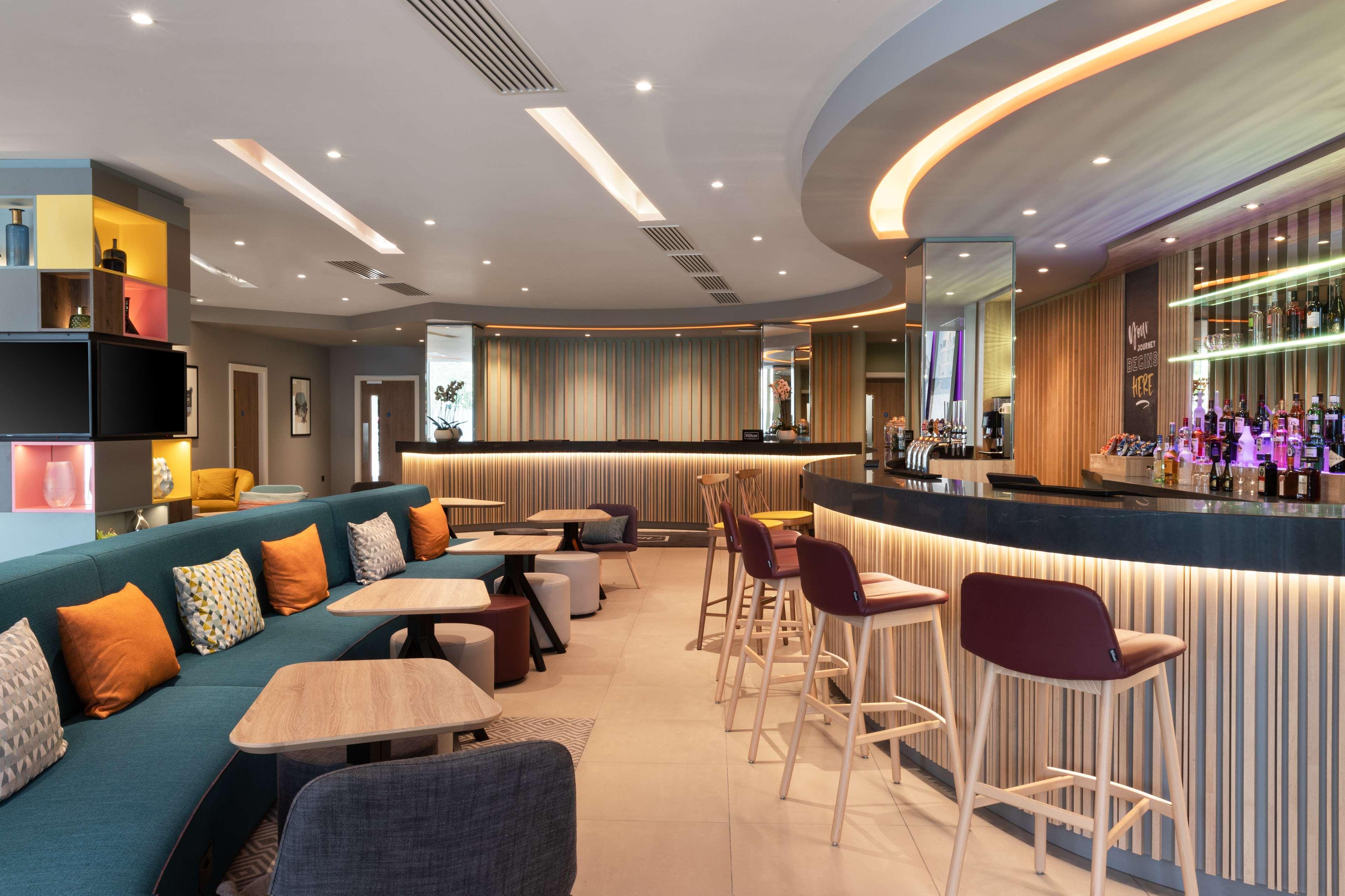 Hampton By Hilton London Ealing Ξενοδοχείο Εξωτερικό φωτογραφία