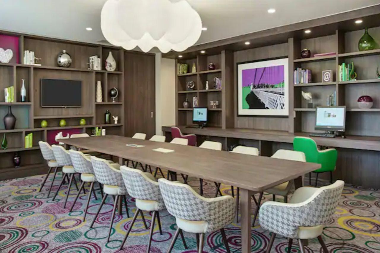 Hampton By Hilton London Ealing Ξενοδοχείο Εξωτερικό φωτογραφία