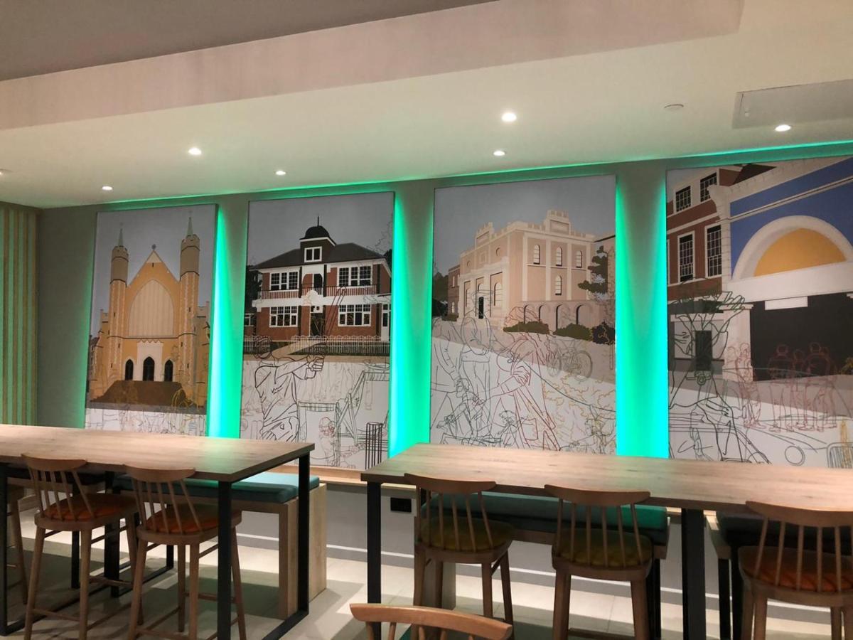 Hampton By Hilton London Ealing Ξενοδοχείο Εξωτερικό φωτογραφία